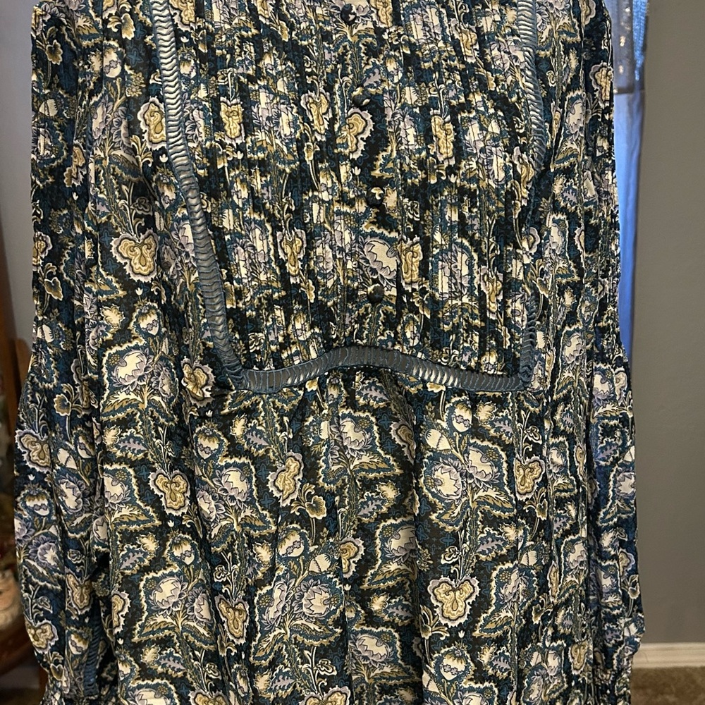 Floral Blue and Cream Women's Blouse